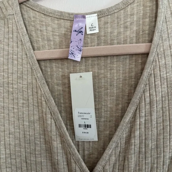 NWT Francesca’s Heather Oat Ribbed Wrap Jumpsuit Size L - Picture 2 of 2